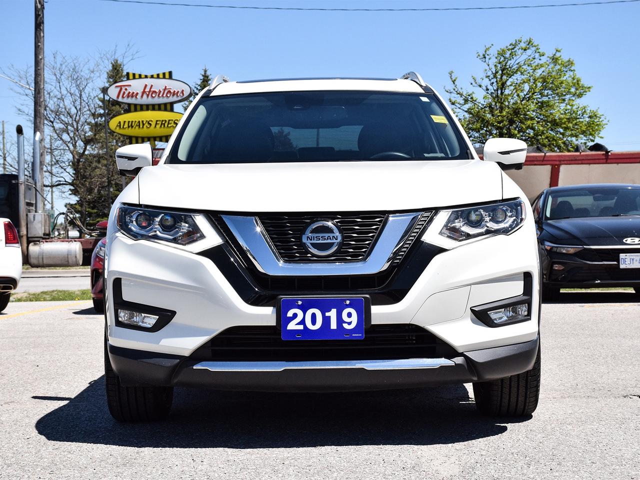 2019 Nissan Rogue SL AWD ~Nav ~Heated Leather ~Moonroof ~Camera Photo3