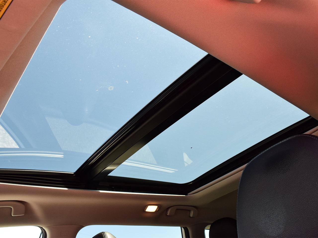 2019 Nissan Rogue SL AWD ~Nav ~Heated Leather ~Moonroof ~Camera Photo