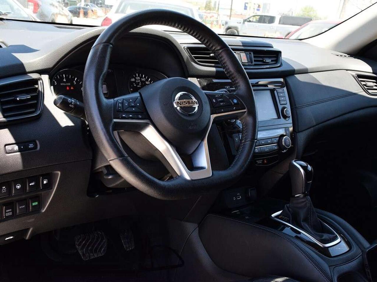 2019 Nissan Rogue SL AWD ~Nav ~Heated Leather ~Moonroof ~Camera Photo