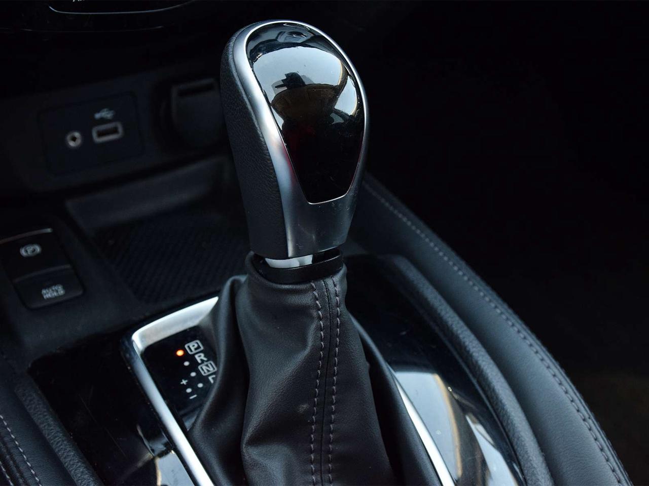 2019 Nissan Rogue SL AWD ~Nav ~Heated Leather ~Moonroof ~Camera Photo
