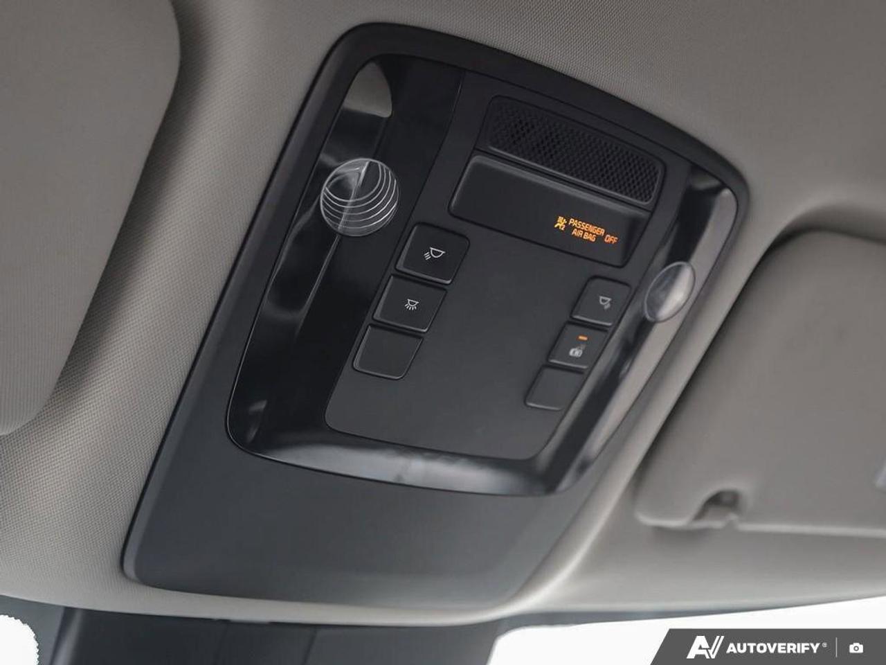 2023 Kia Carnival LX   8 Passenger   Apple CarPlay   Lane Following Photo