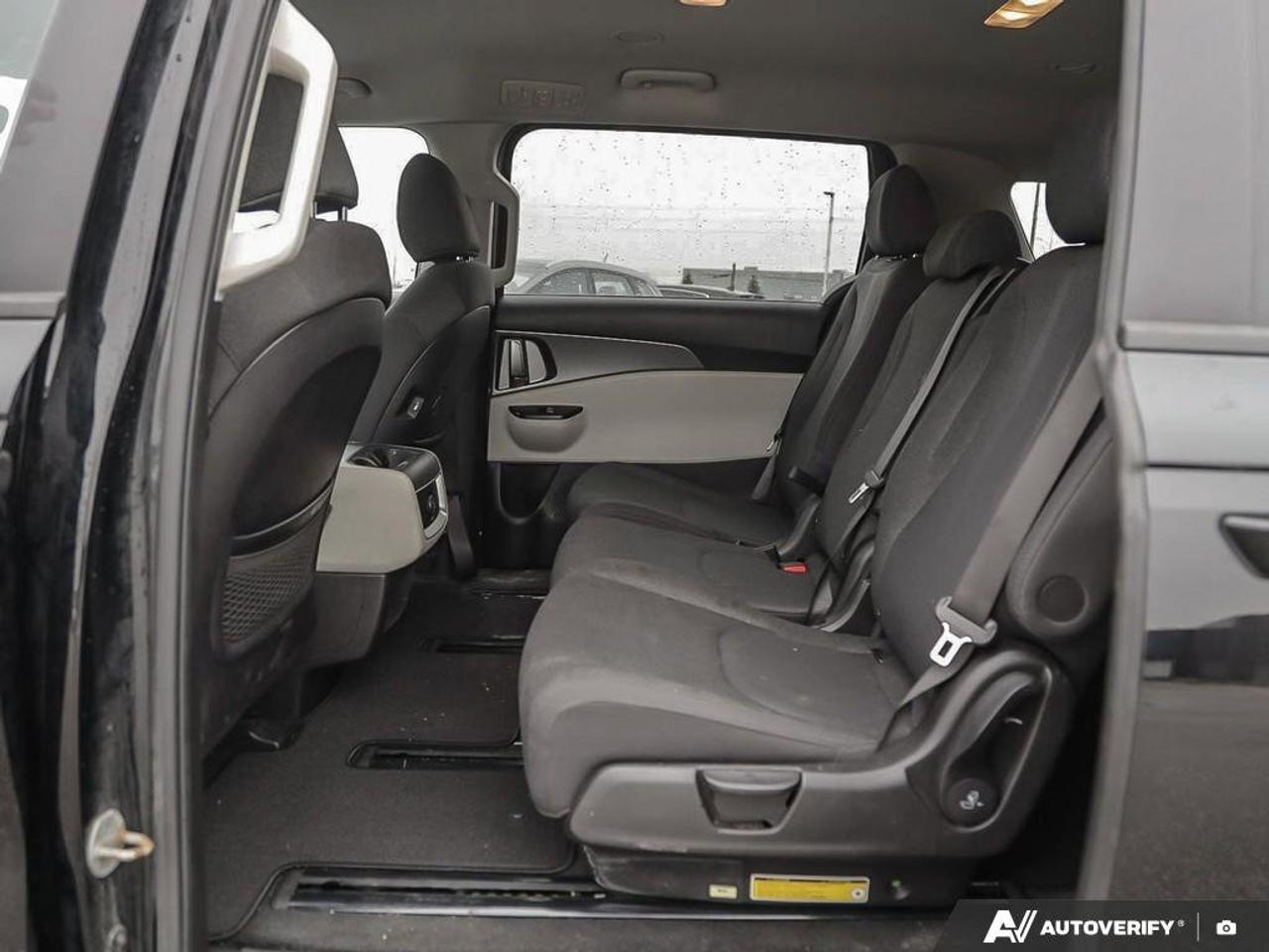 2023 Kia Carnival LX   8 Passenger   Apple CarPlay   Lane Following Photo