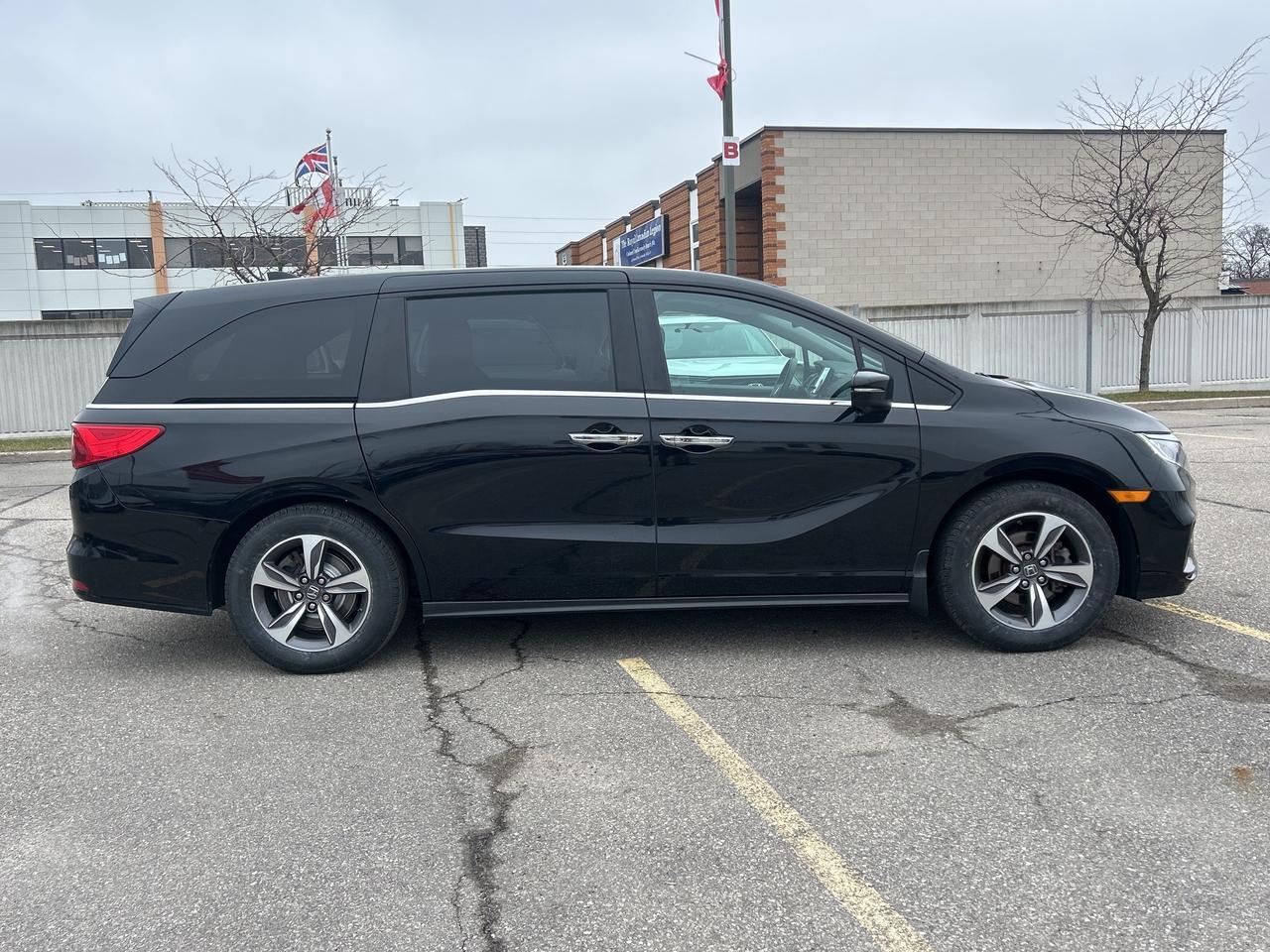 2019 Honda Odyssey EX RES CarPlay heated Seats Sunroof R.Cam Photo