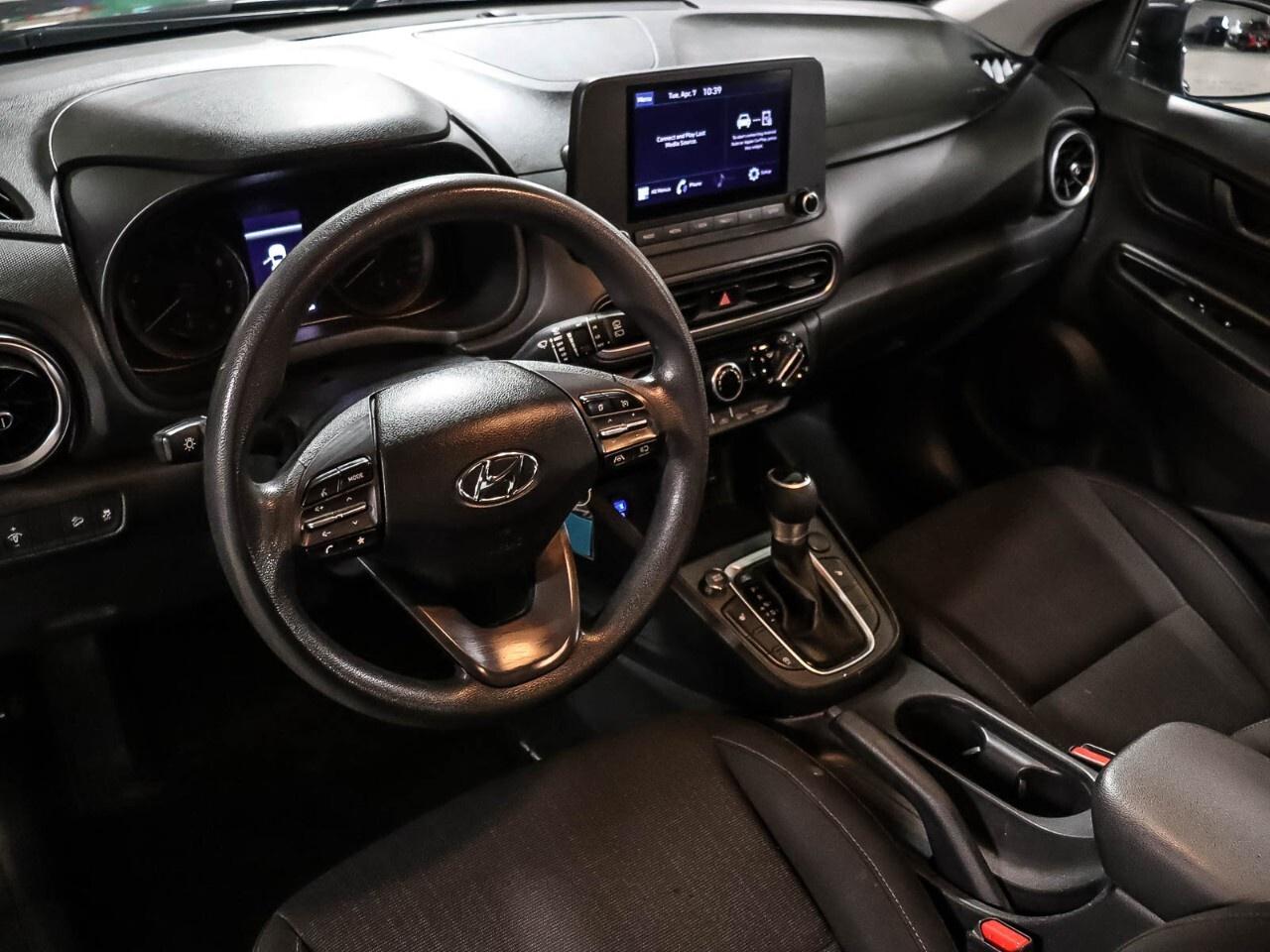 2022 Hyundai KONA 2.0L Essential FWD Photo