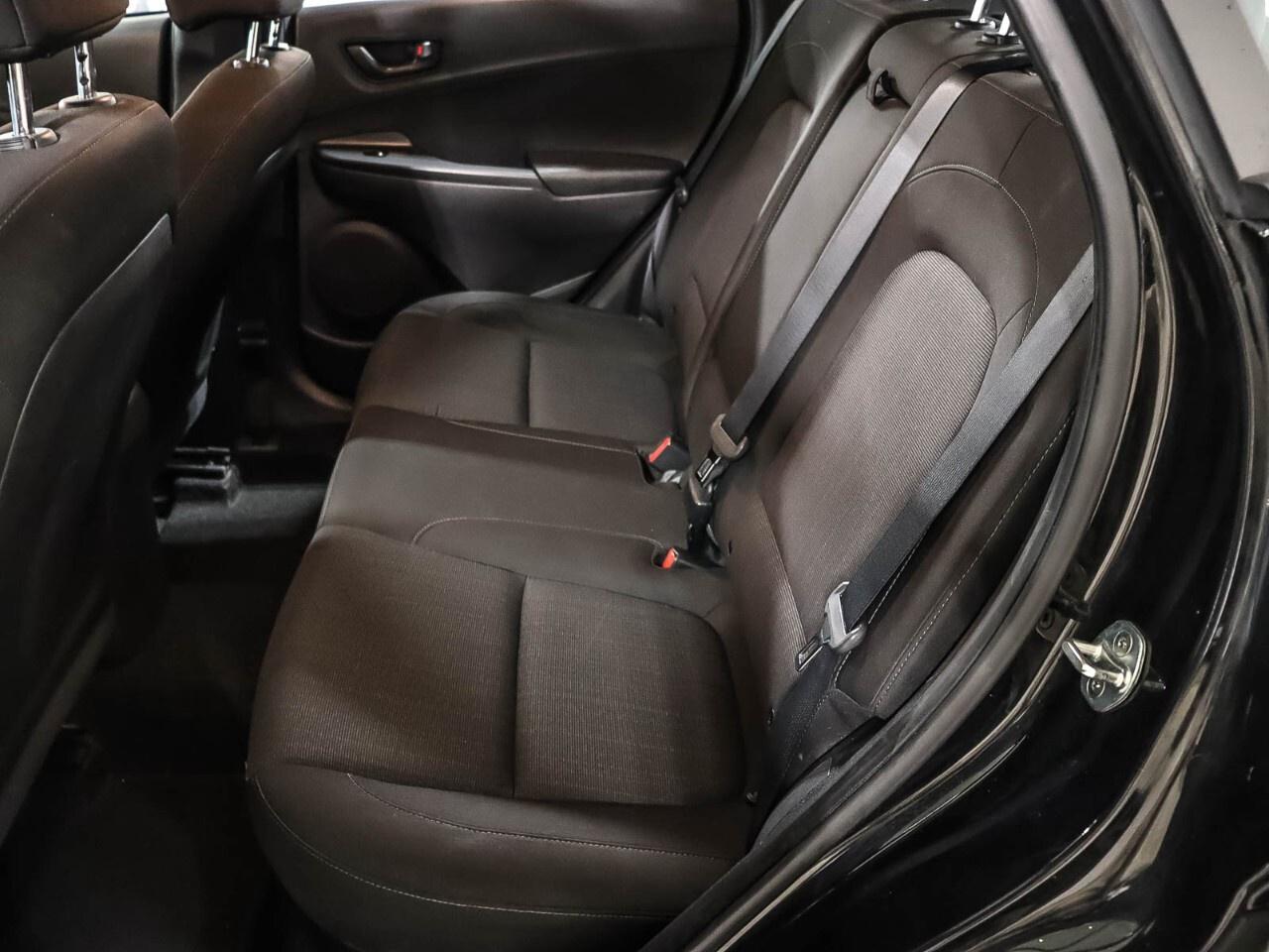 2022 Hyundai KONA 2.0L Essential FWD Photo