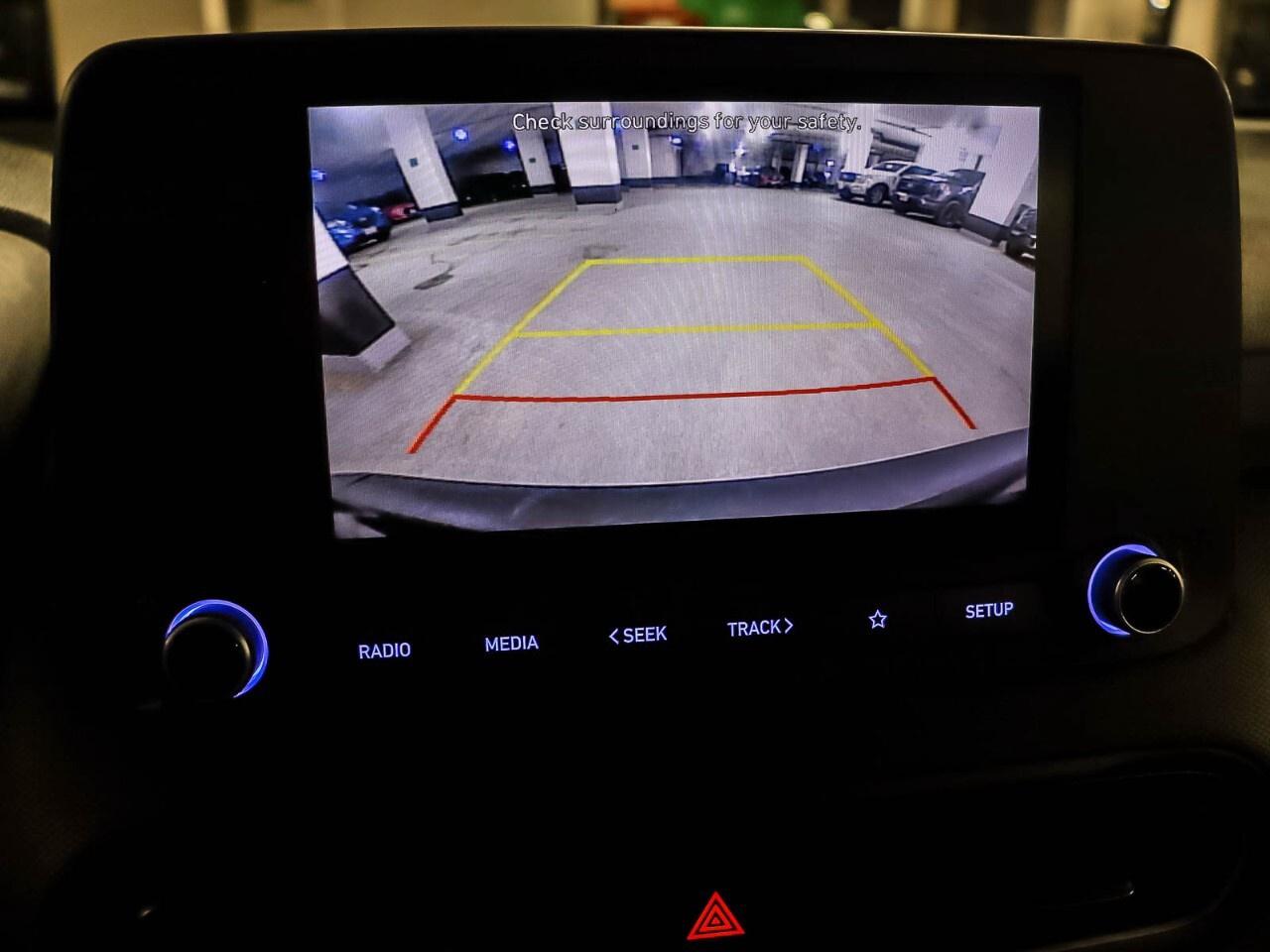 2022 Hyundai KONA 2.0L Essential FWD Photo
