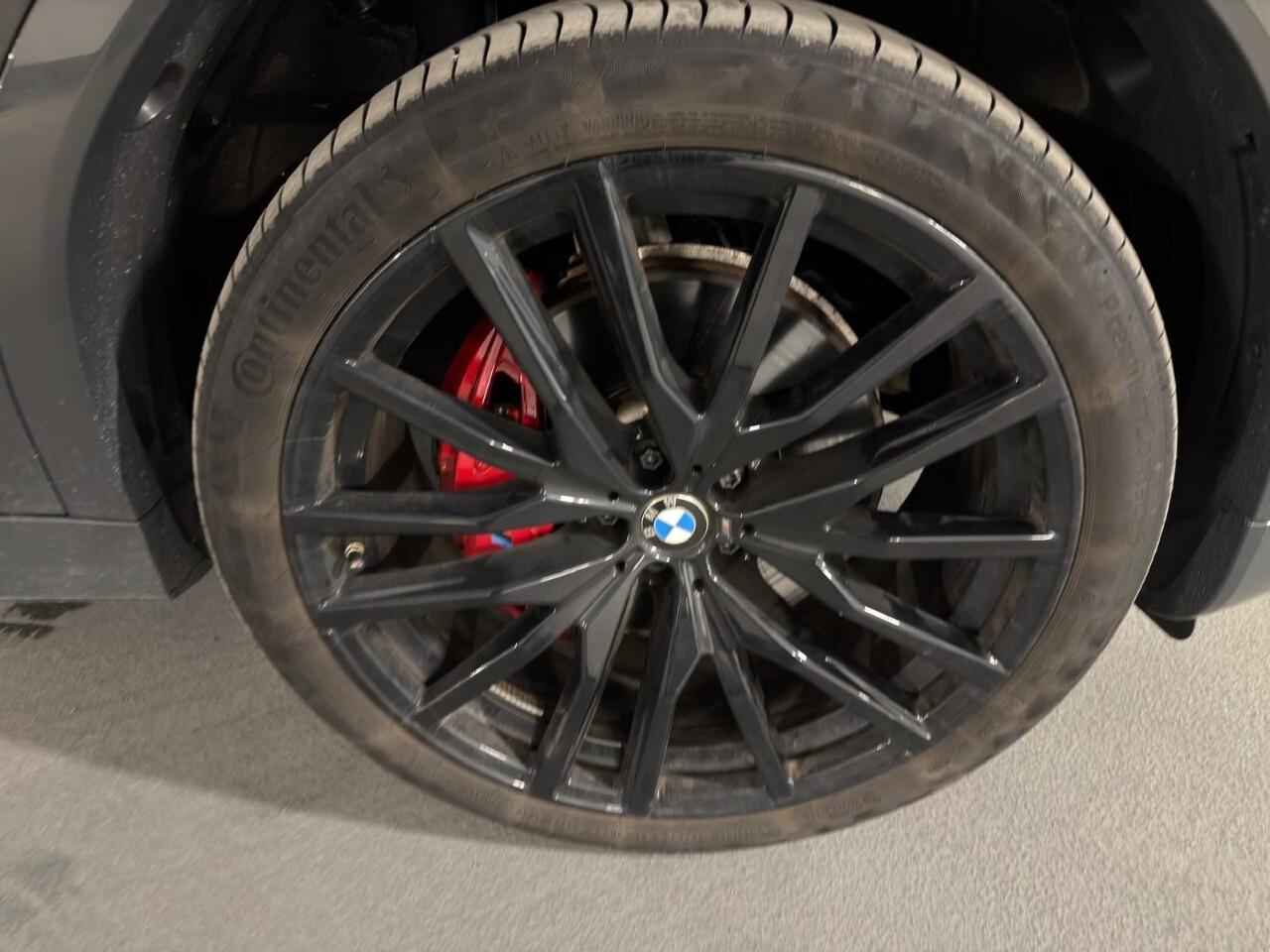 2025 BMW X6 xDrive40i Sports Activity Coupe Photo