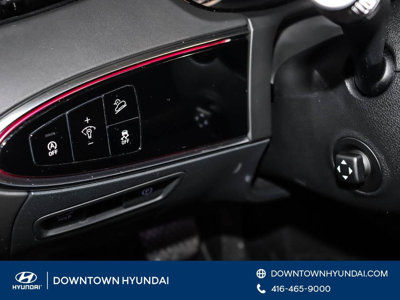 2024 Genesis GV70 2.5T Advanced AWD Photo