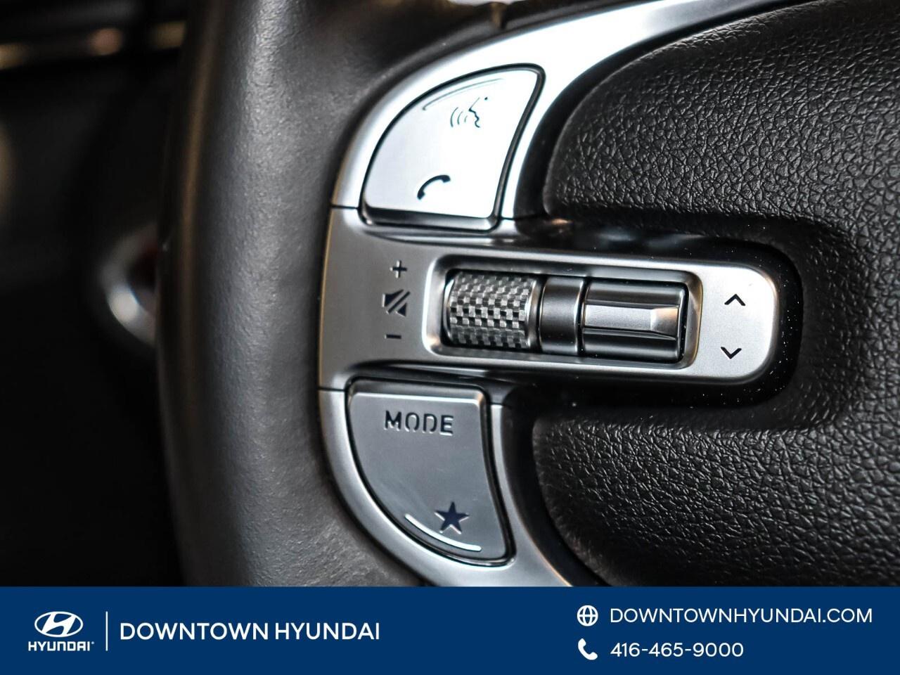 2024 Genesis GV70 2.5T Advanced AWD Photo