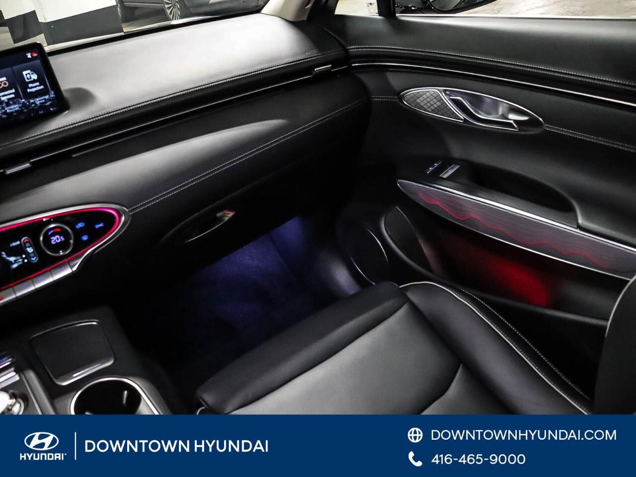 2024 Genesis GV70 2.5T Advanced AWD Photo