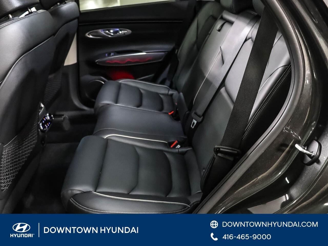 2024 Genesis GV70 2.5T Advanced AWD Photo