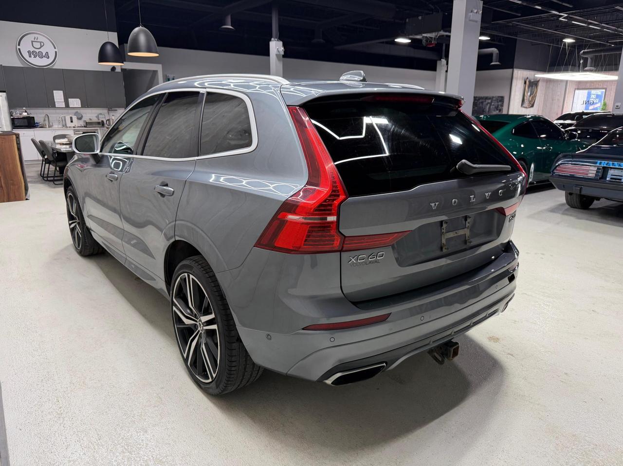 2019 Volvo XC60 T6 AWD R-DESIGN 21 WHEELS 2 SETS Photo4