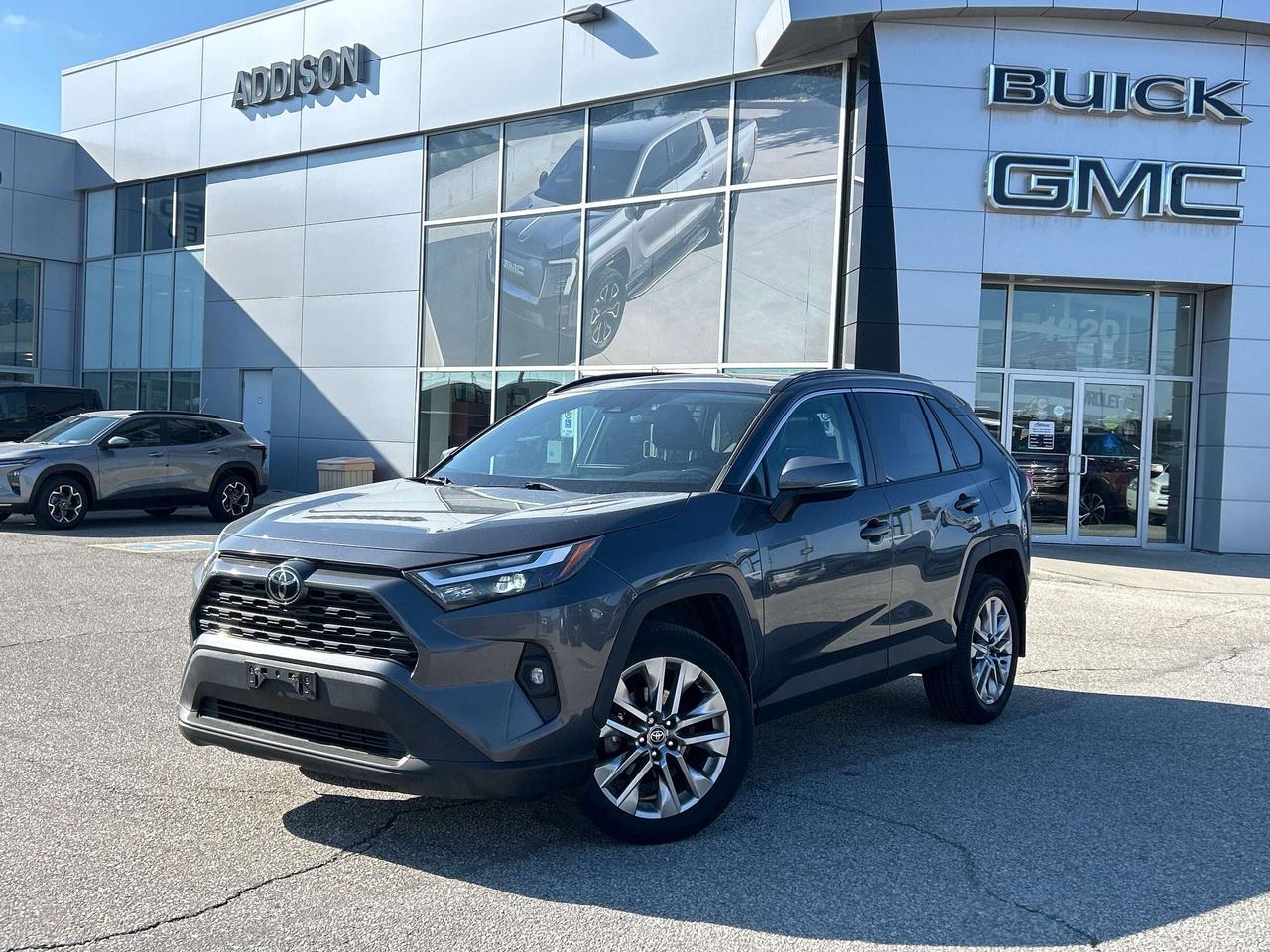 2022 Toyota RAV4 XLE AWD Photo