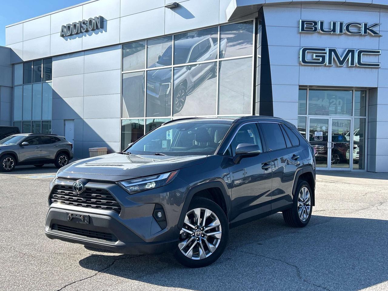 2022 Toyota RAV4 XLE AWD Photo