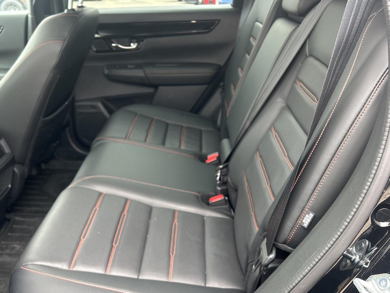 2025 Honda CR-V Hybrid Touring Leather  Navigation  Sunroof  CarPlay Photo