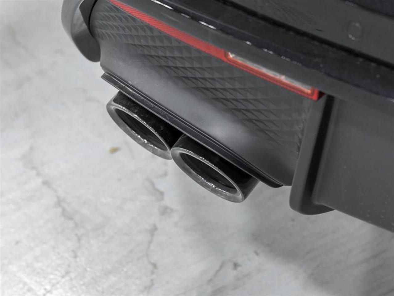 2025 Porsche Macan  Photo