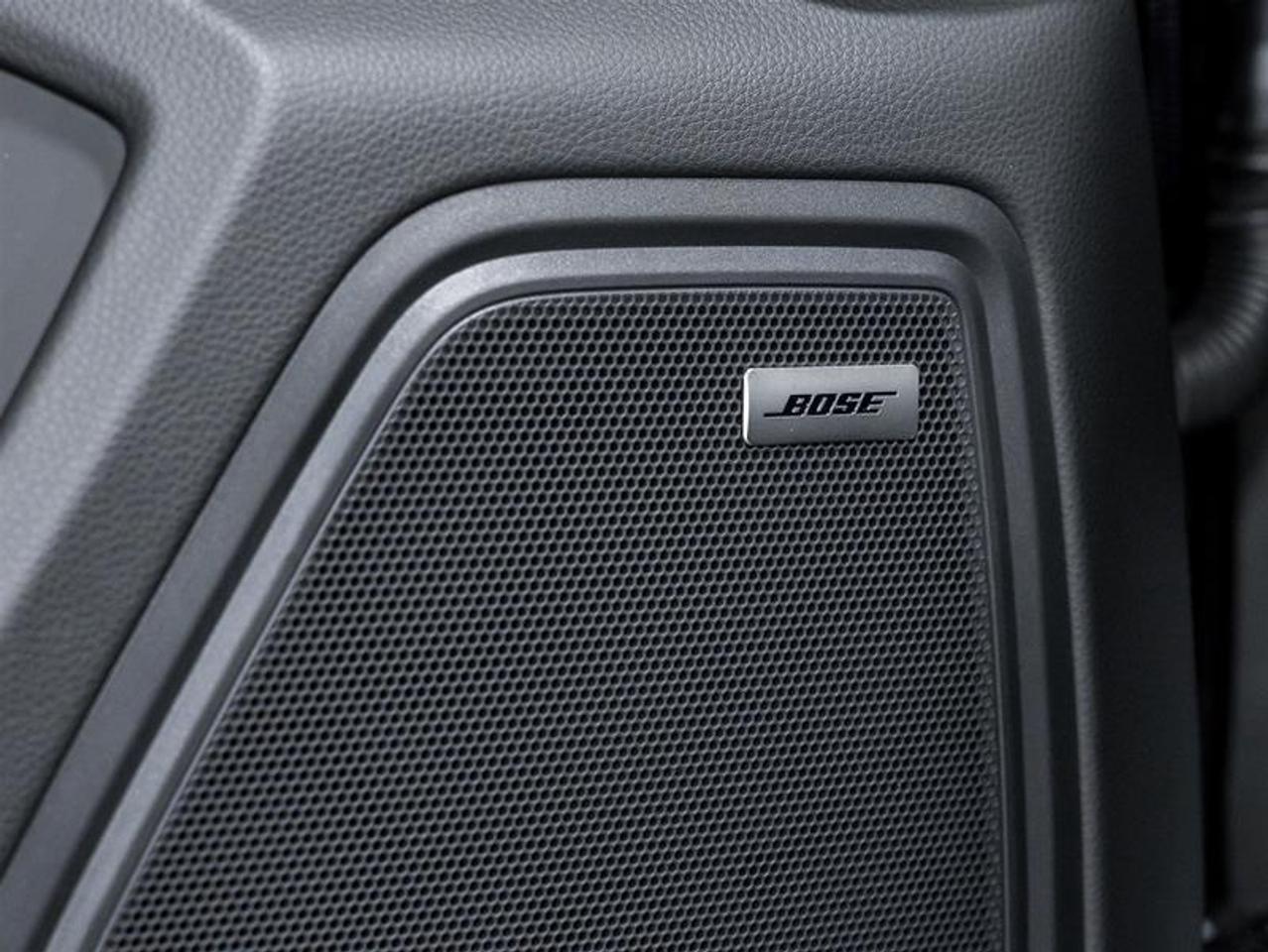 2025 Porsche Macan  Photo