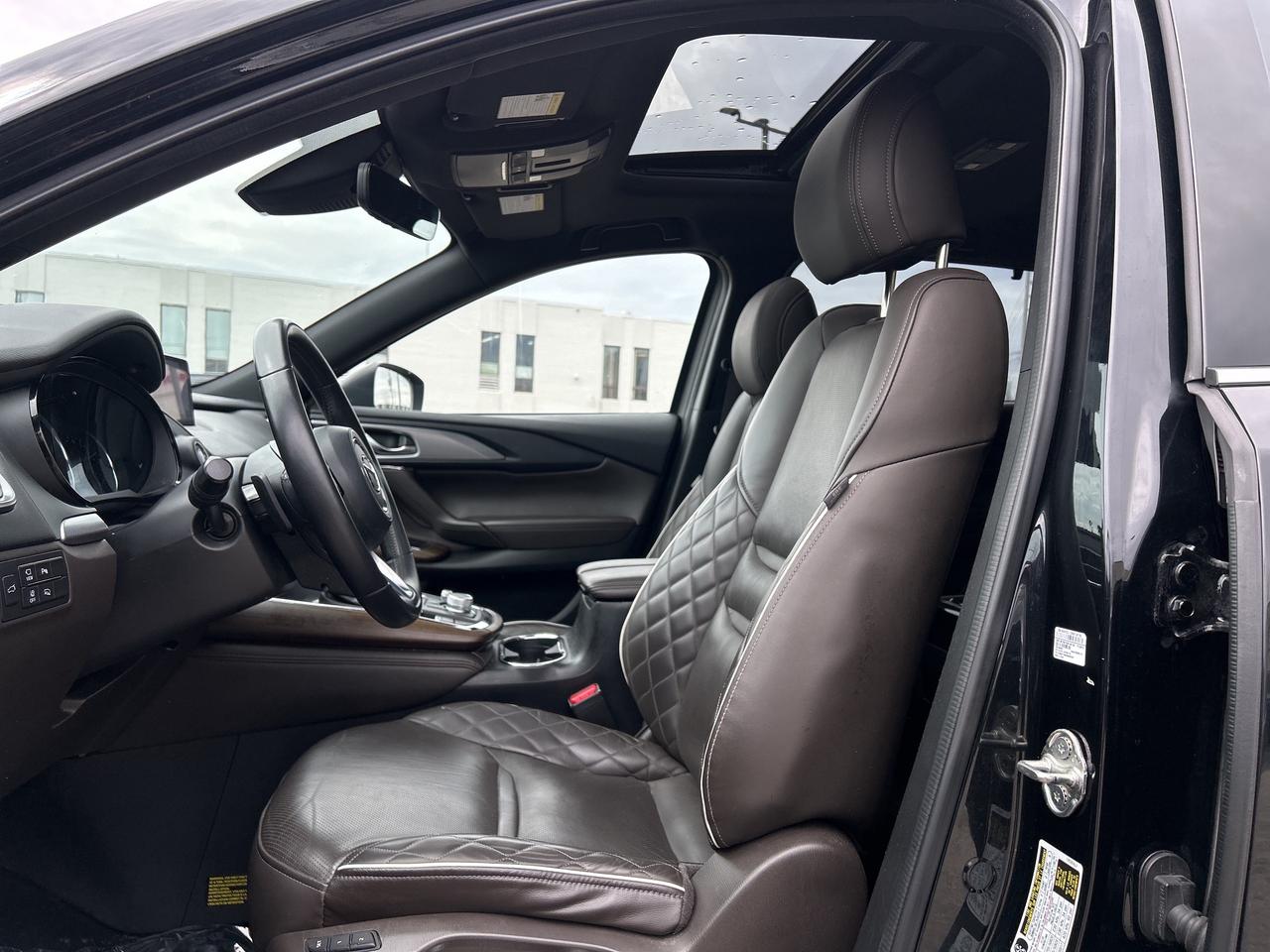2021 Mazda CX-9 2021.5 Signature AWD Leather  Sunroof Navigation Photo