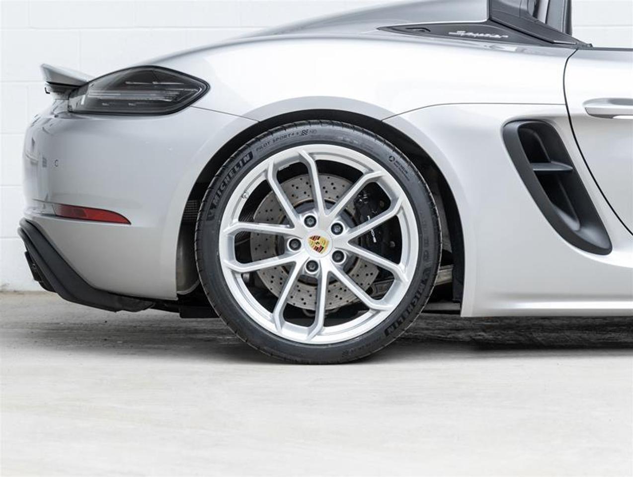 2021 Porsche 718 Spyder  Photo