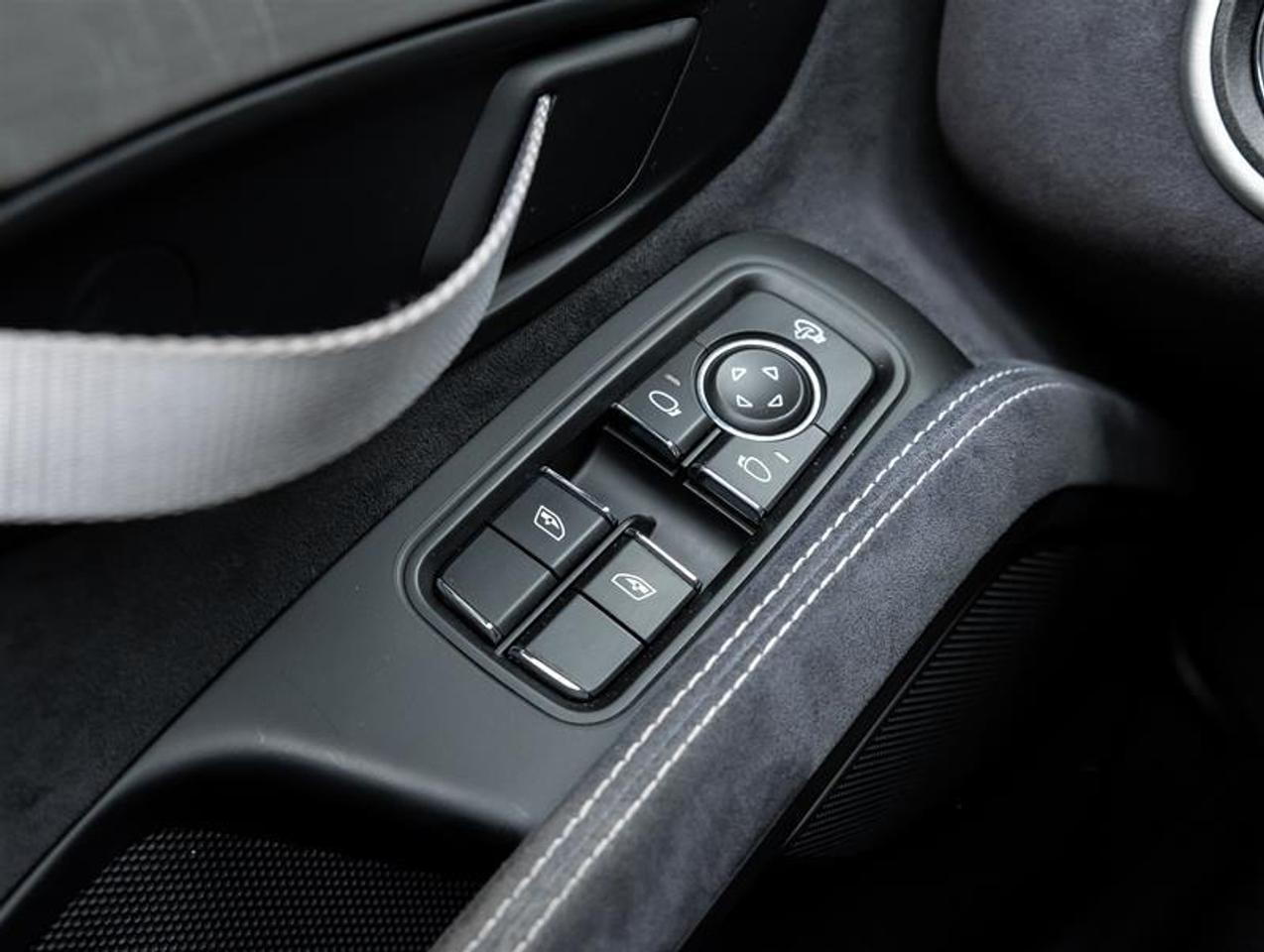 2021 Porsche 718 Spyder  Photo