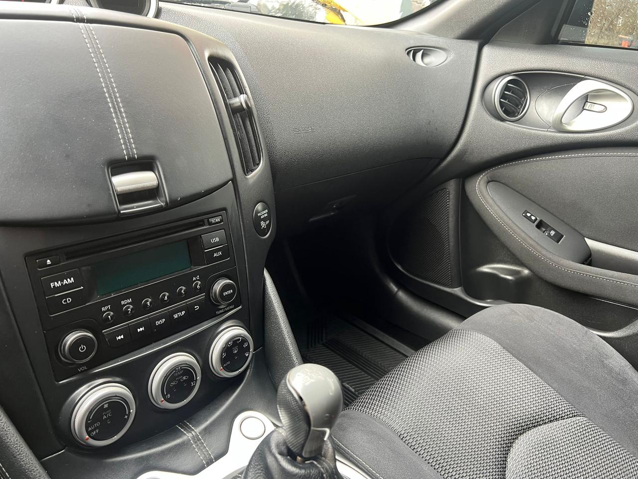 2017 Nissan 370Z 2DR CPE MAN Photo