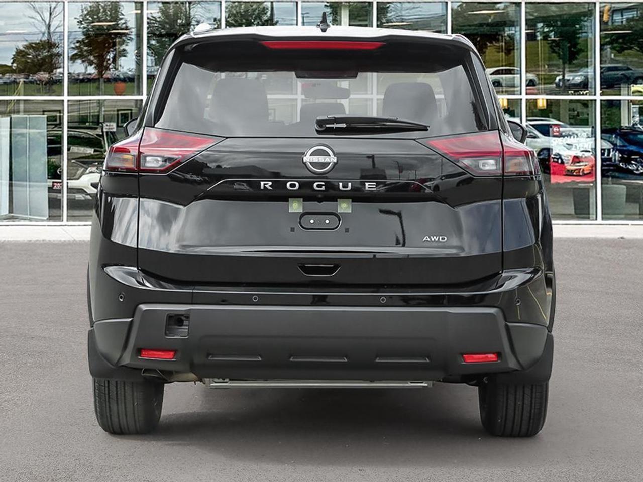 2026 Nissan Rogue SV MOONROOF Photo4