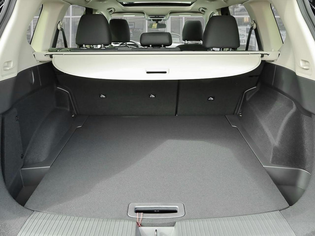 2026 Nissan Rogue SV MOONROOF Photo