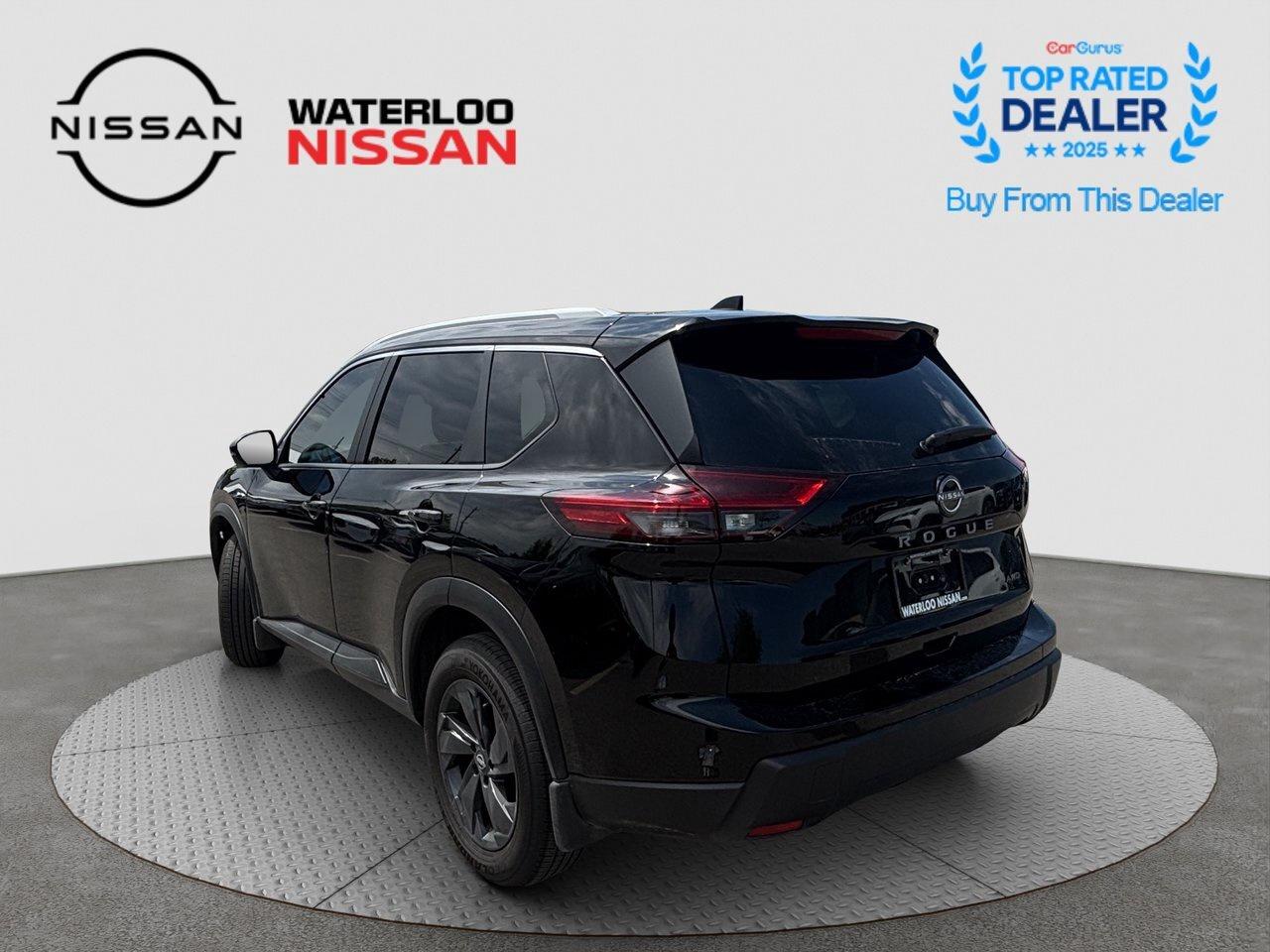2026 Nissan Rogue SV MOONROOF Photo