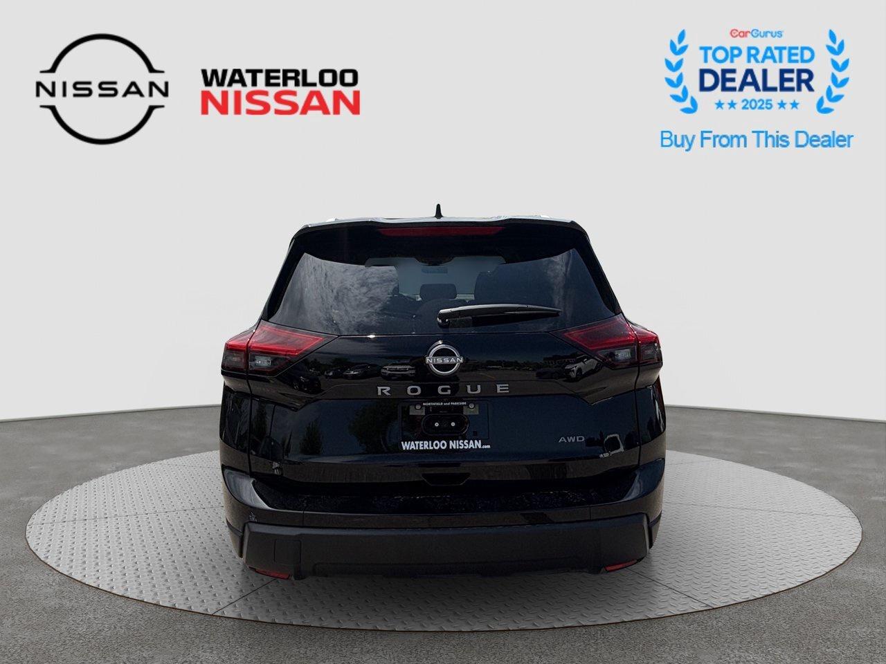 2026 Nissan Rogue SV MOONROOF Photo3