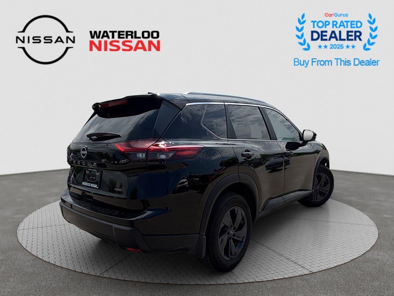 2026 Nissan Rogue SV MOONROOF Photo
