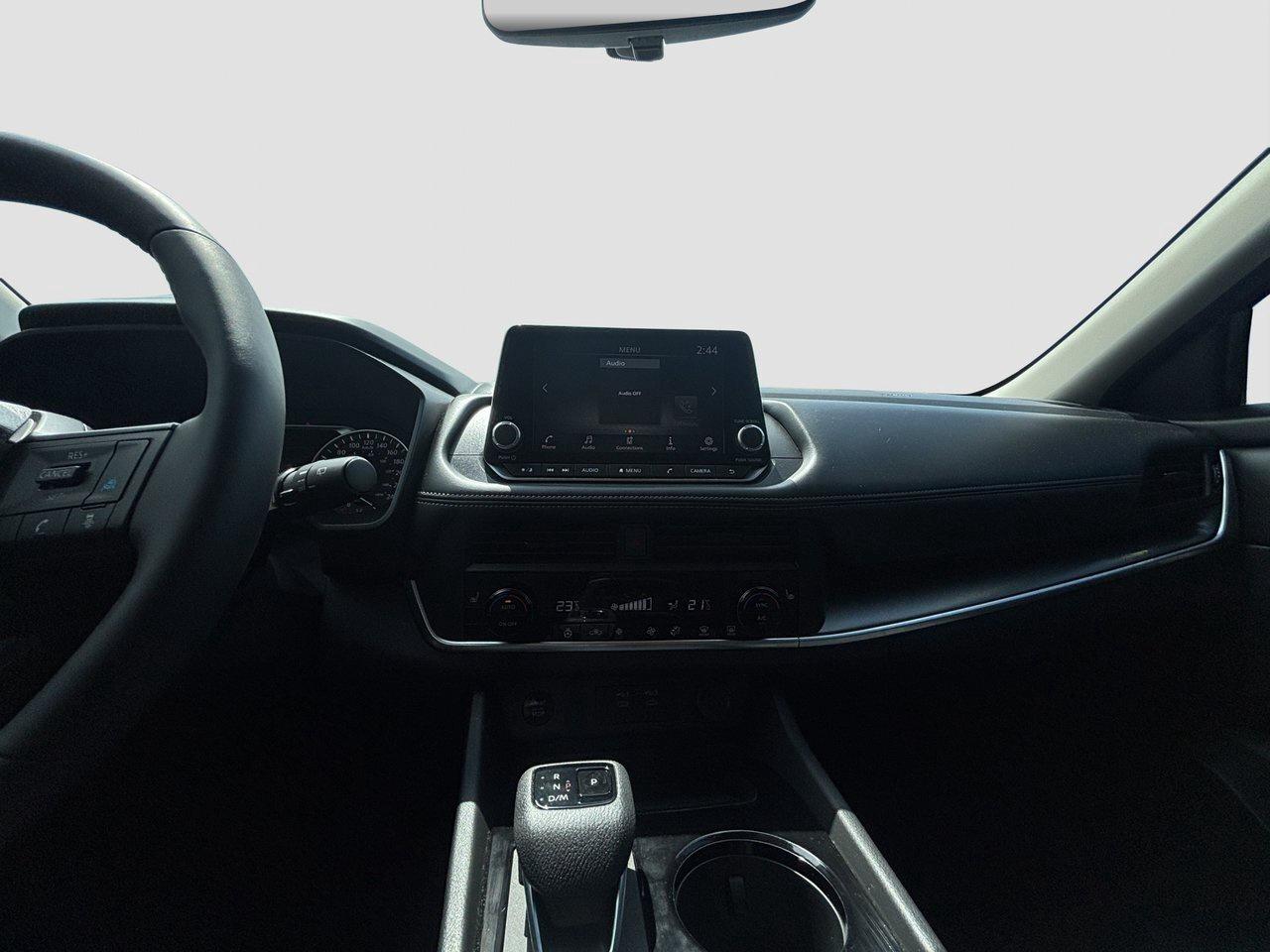 2026 Nissan Rogue SV MOONROOF Photo