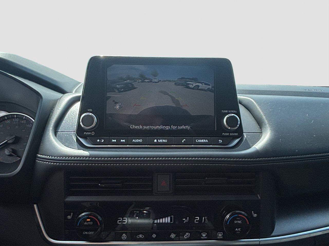2026 Nissan Rogue SV MOONROOF Photo