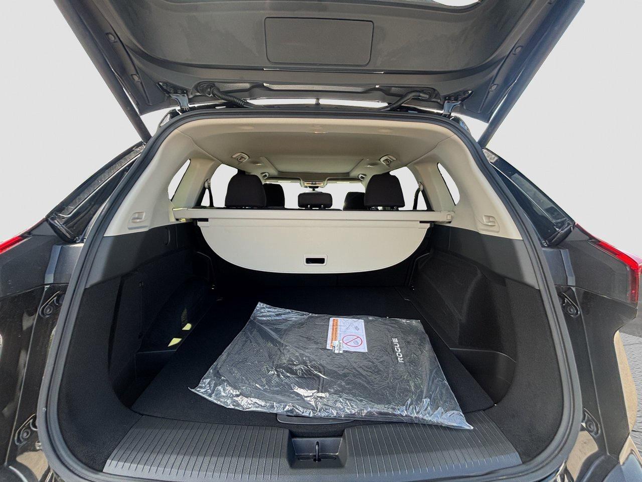 2026 Nissan Rogue SV MOONROOF Photo