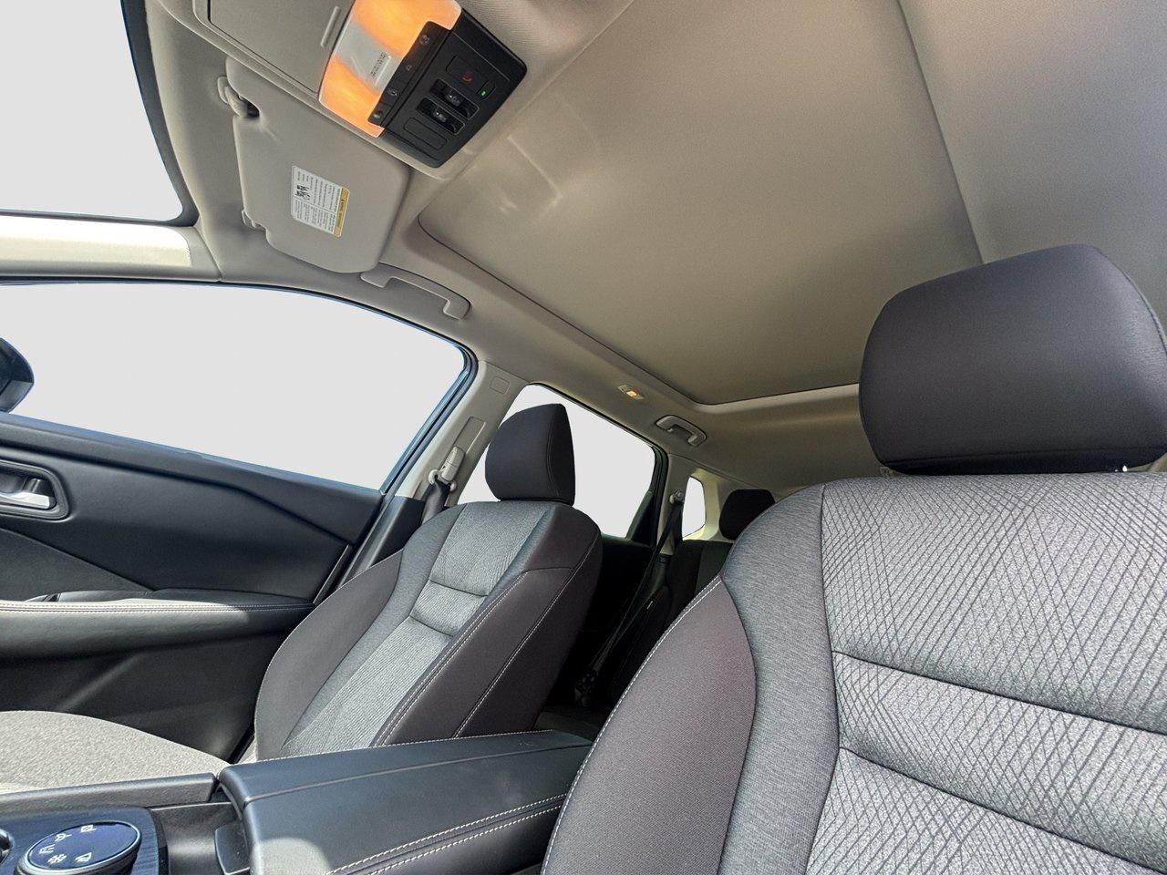 2026 Nissan Rogue SV MOONROOF Photo
