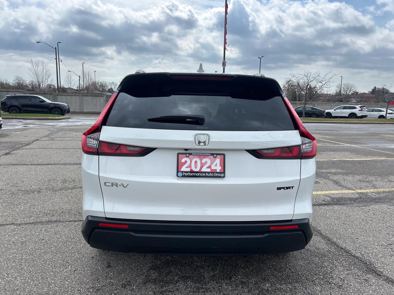 2024 Honda CR-V Sport CarPlay Rear Cam Sunroof Heated Seats Photo4