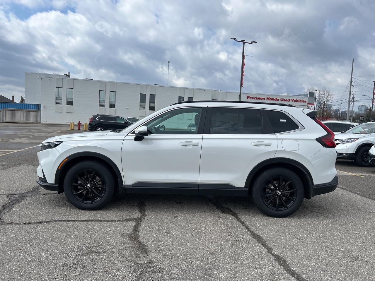 2024 Honda CR-V Sport CarPlay Rear Cam Sunroof Heated Seats Photo