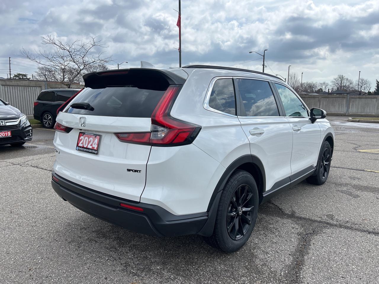 2024 Honda CR-V Sport CarPlay Rear Cam Sunroof Heated Seats Photo