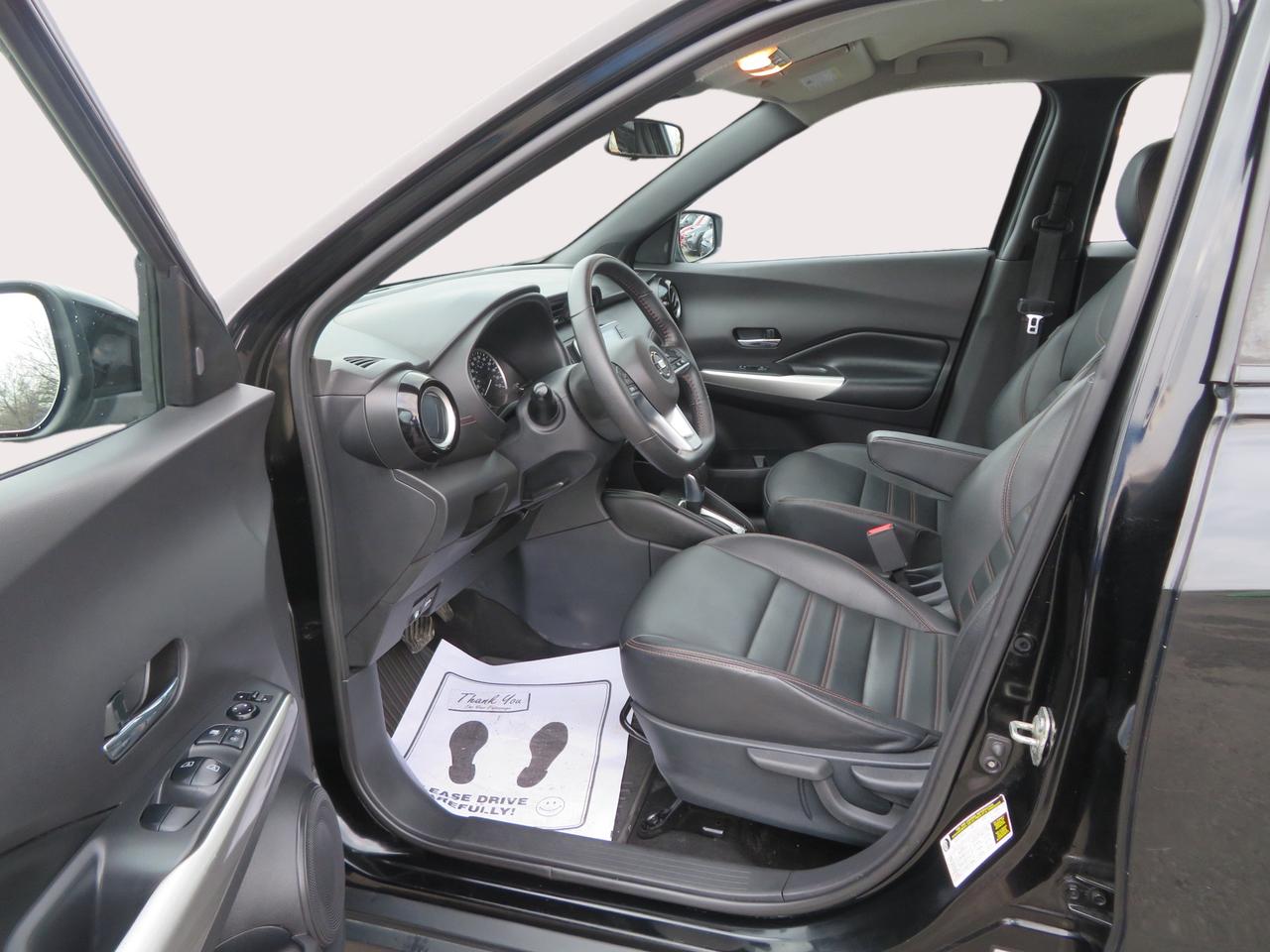 2020 Nissan Kicks SR FWD Photo