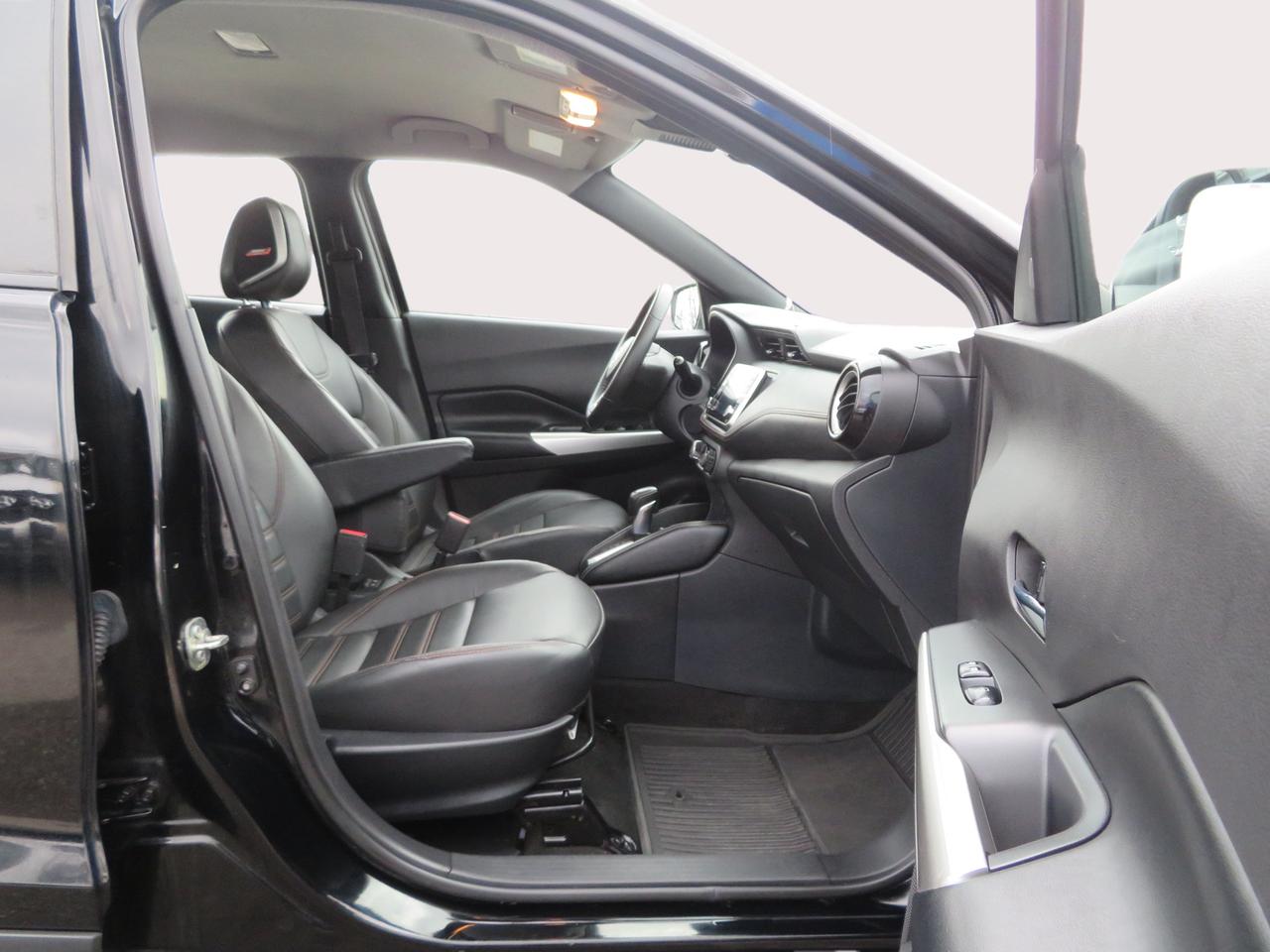 2020 Nissan Kicks SR FWD Photo
