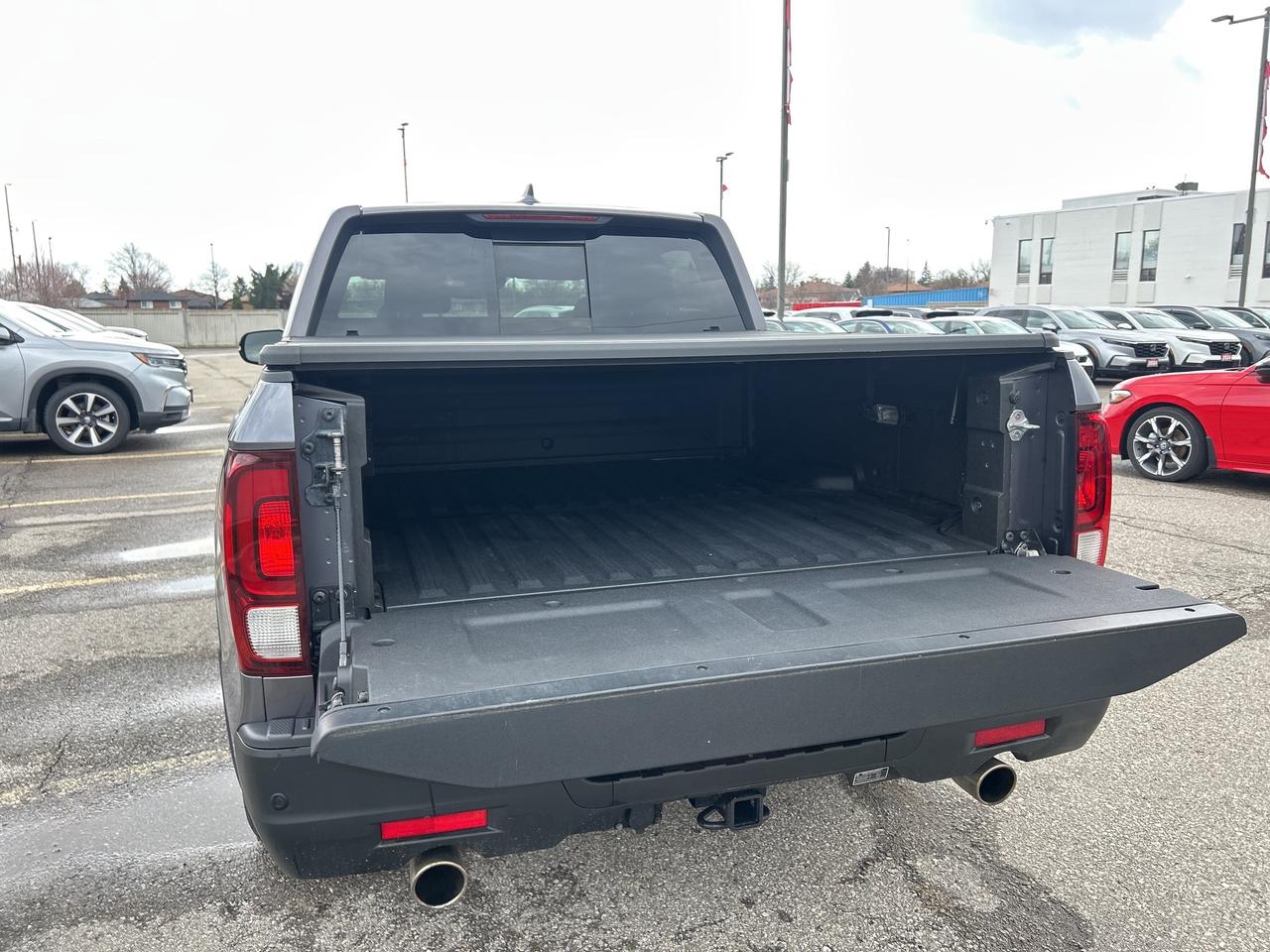 2022 Honda Ridgeline Touring Leather  Navigation  Sunroof  CarPlay Photo