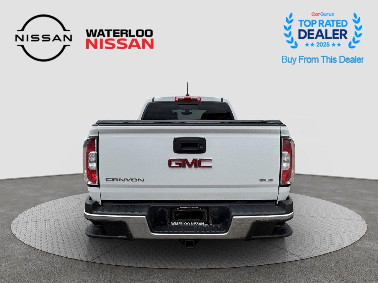 2017 GMC Canyon 4WD SLE Photo
