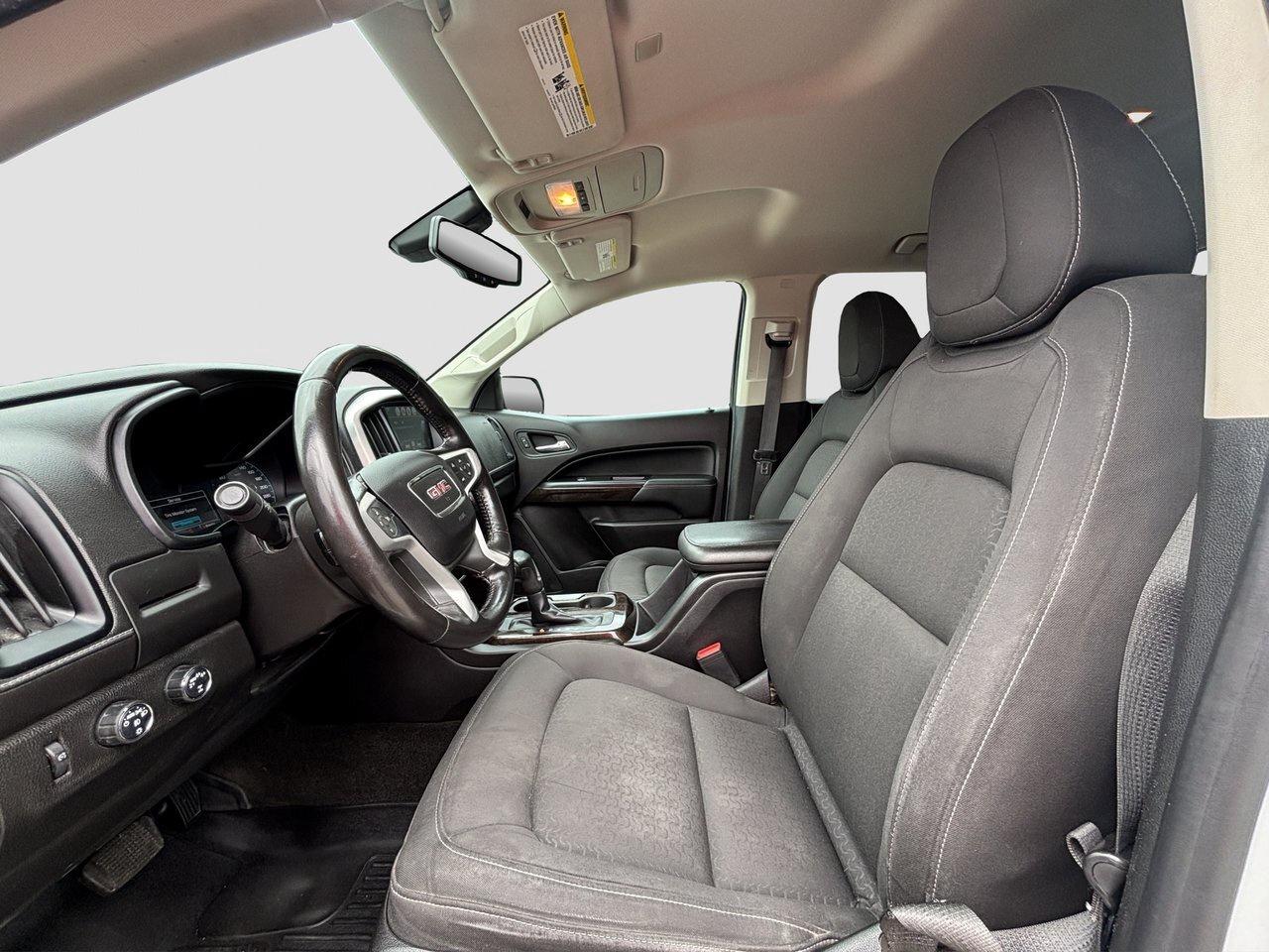 2017 GMC Canyon 4WD SLE Photo