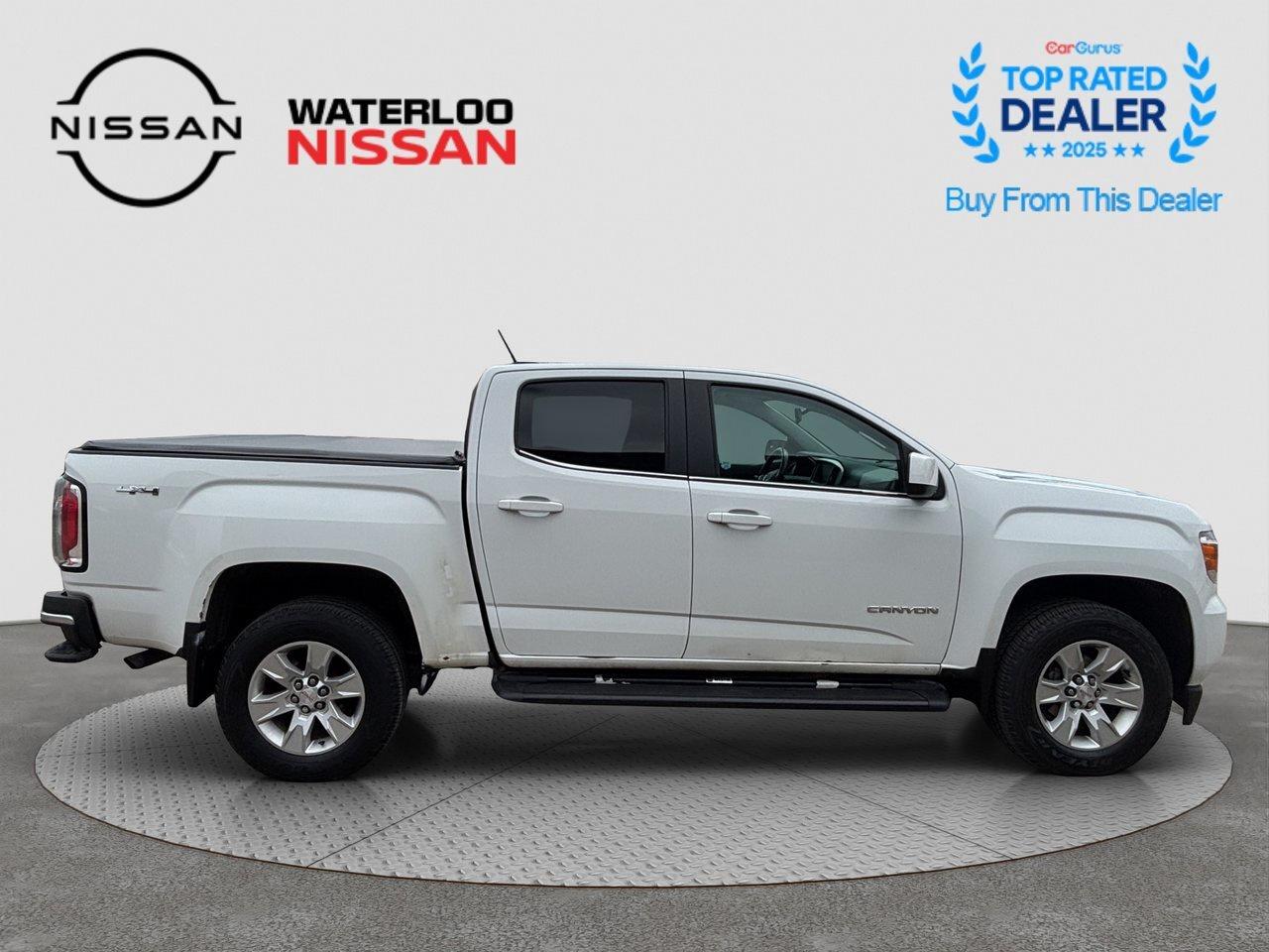 2017 GMC Canyon 4WD SLE Photo