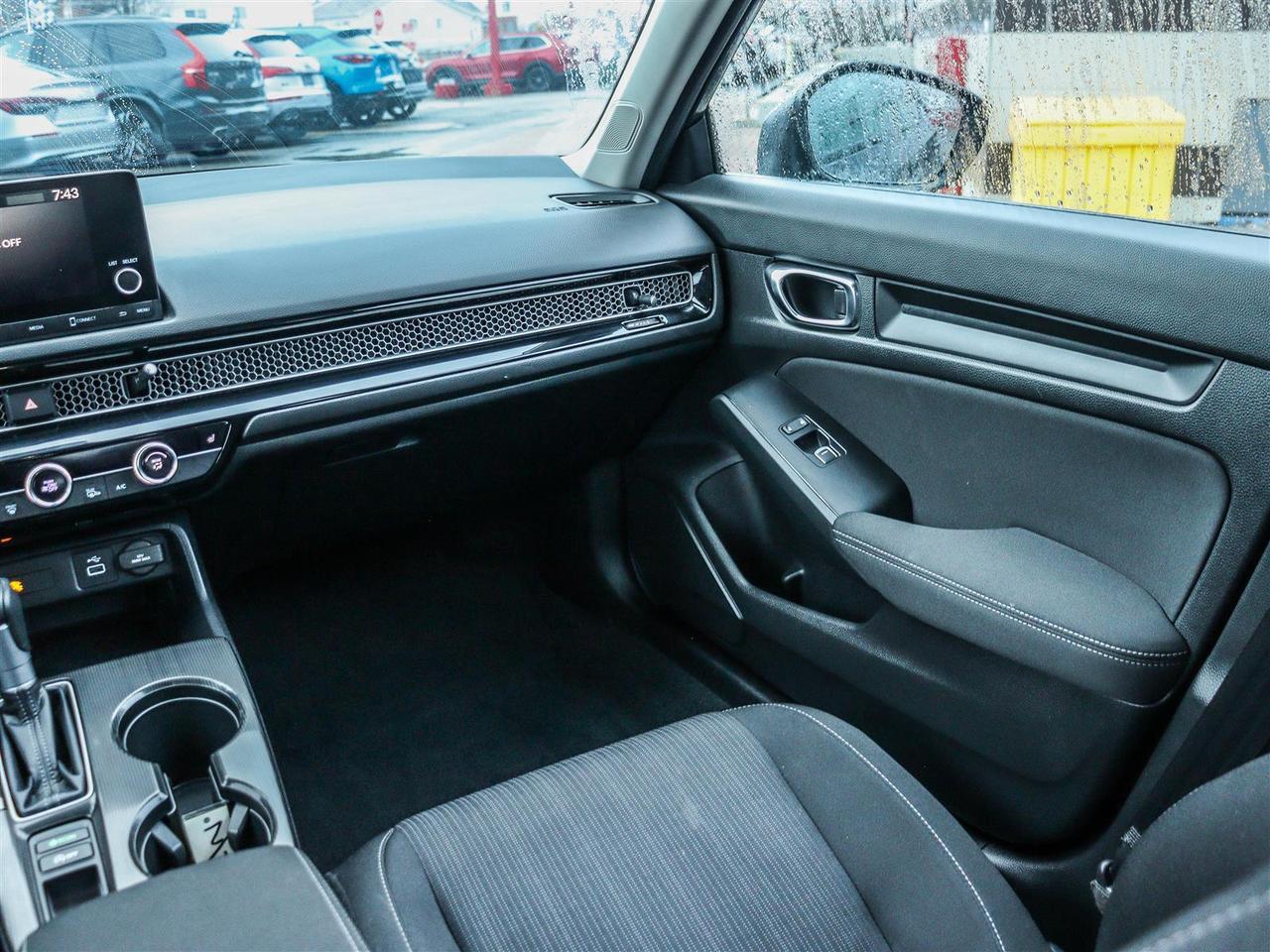 2024 Honda Civic LX AUTO APPLE CARPLAY/ ANDROID AUTO Photo