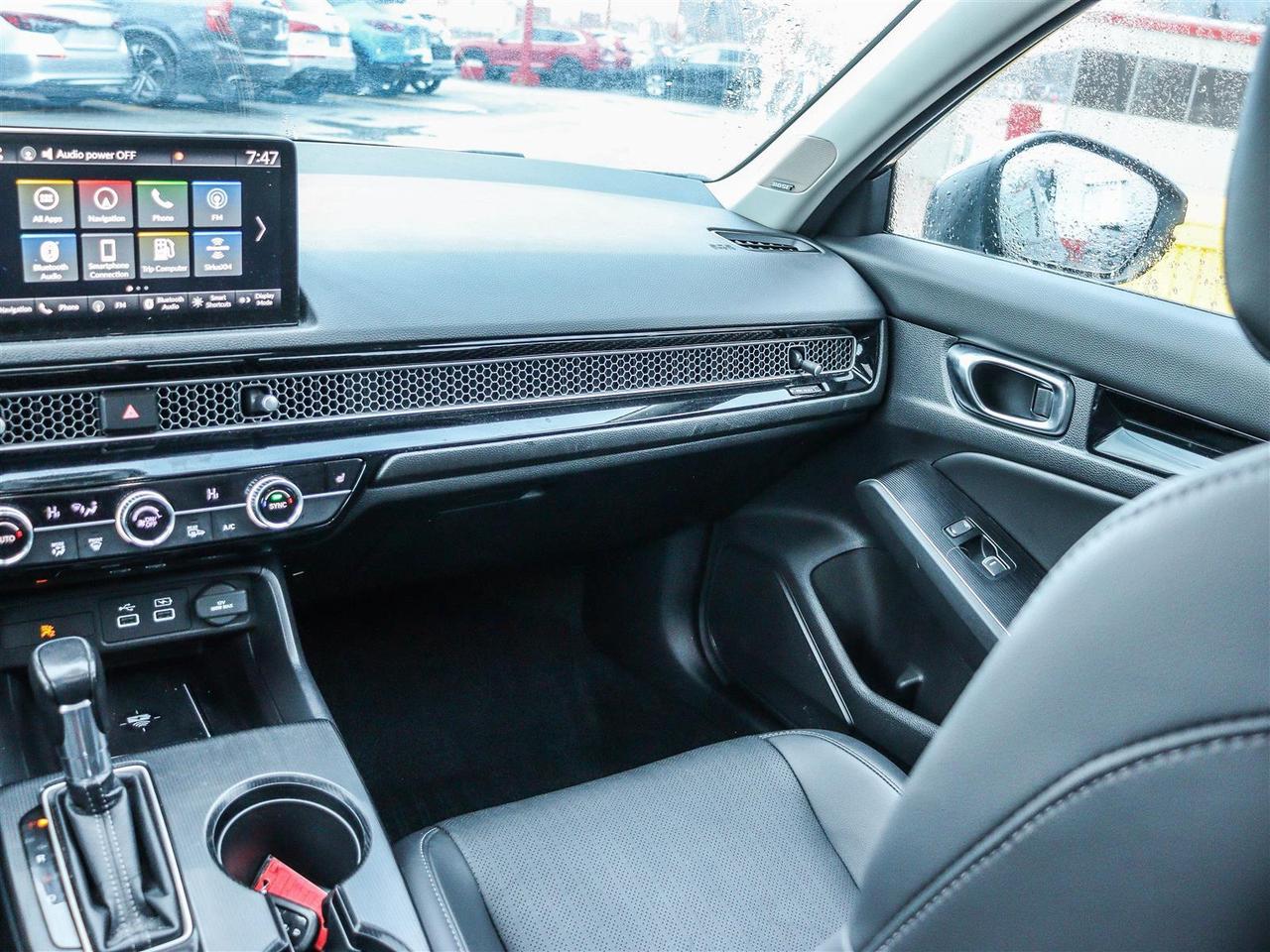 2022 Honda Civic TOURING LEATHER NAVI SUNROOF Photo