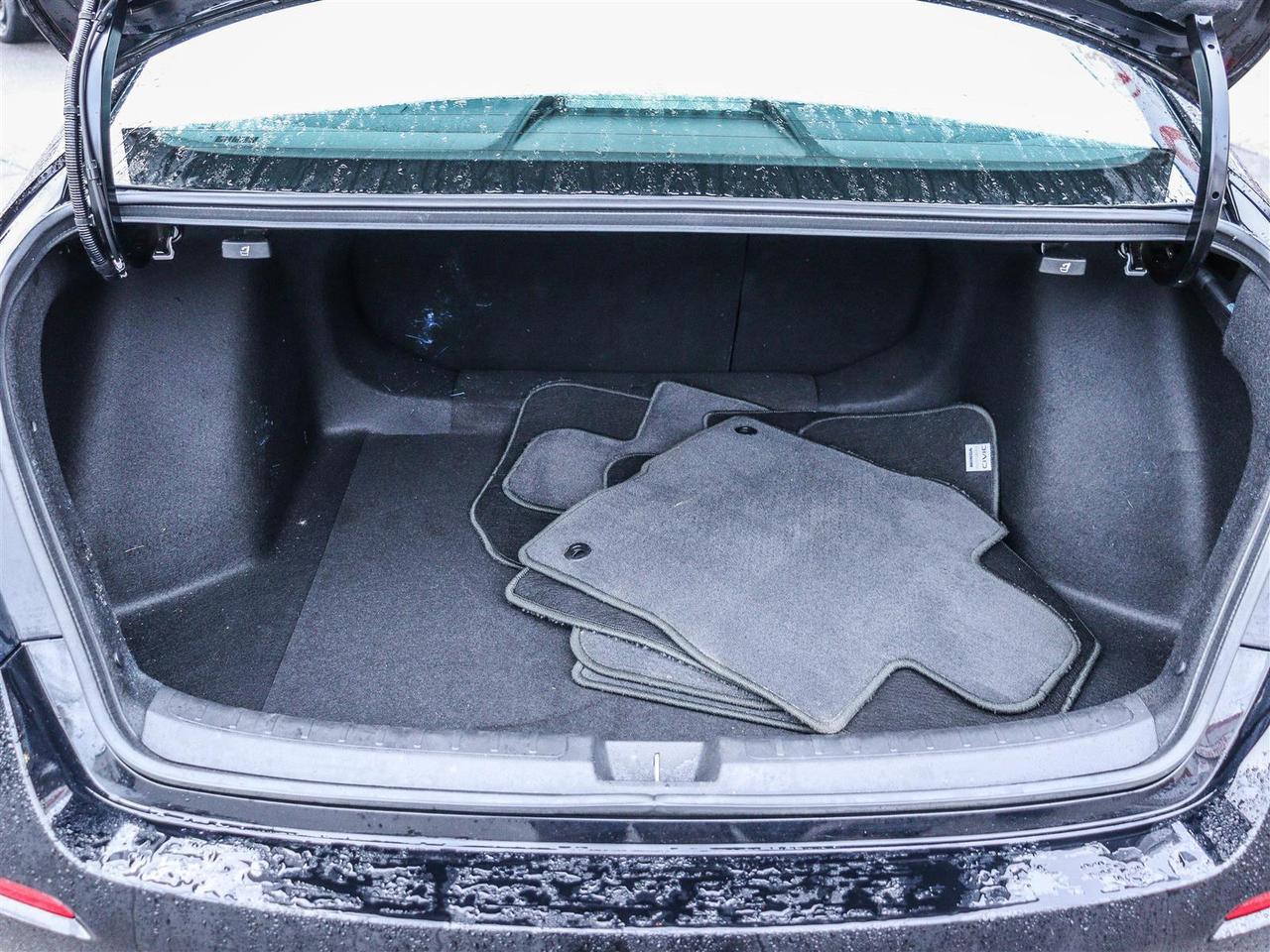 2022 Honda Civic TOURING LEATHER NAVI SUNROOF Photo