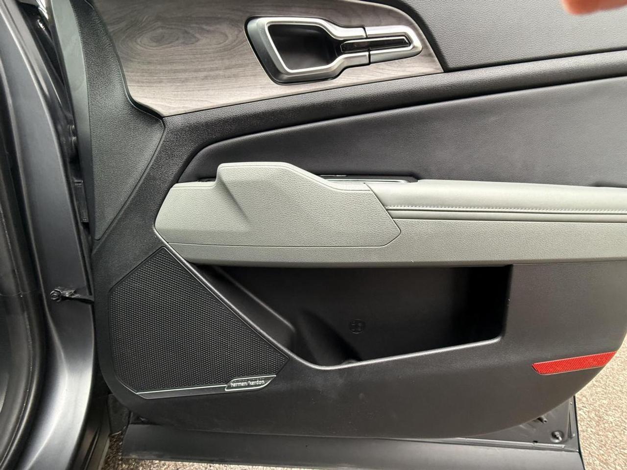2023 Kia Sportage X-Line Limited AWD w/Black Interior Photo