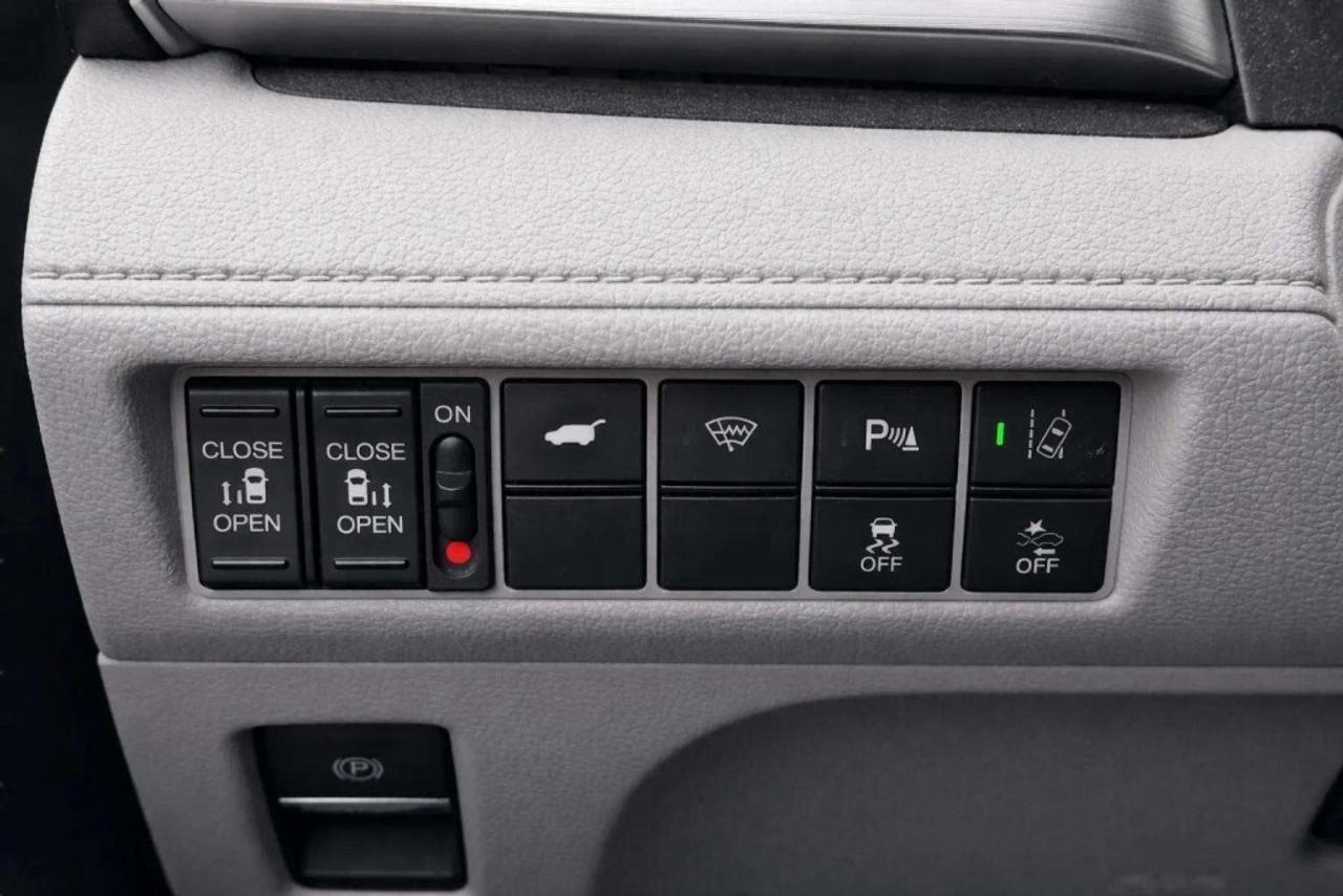 2019 Honda Odyssey EX-L RES Photo