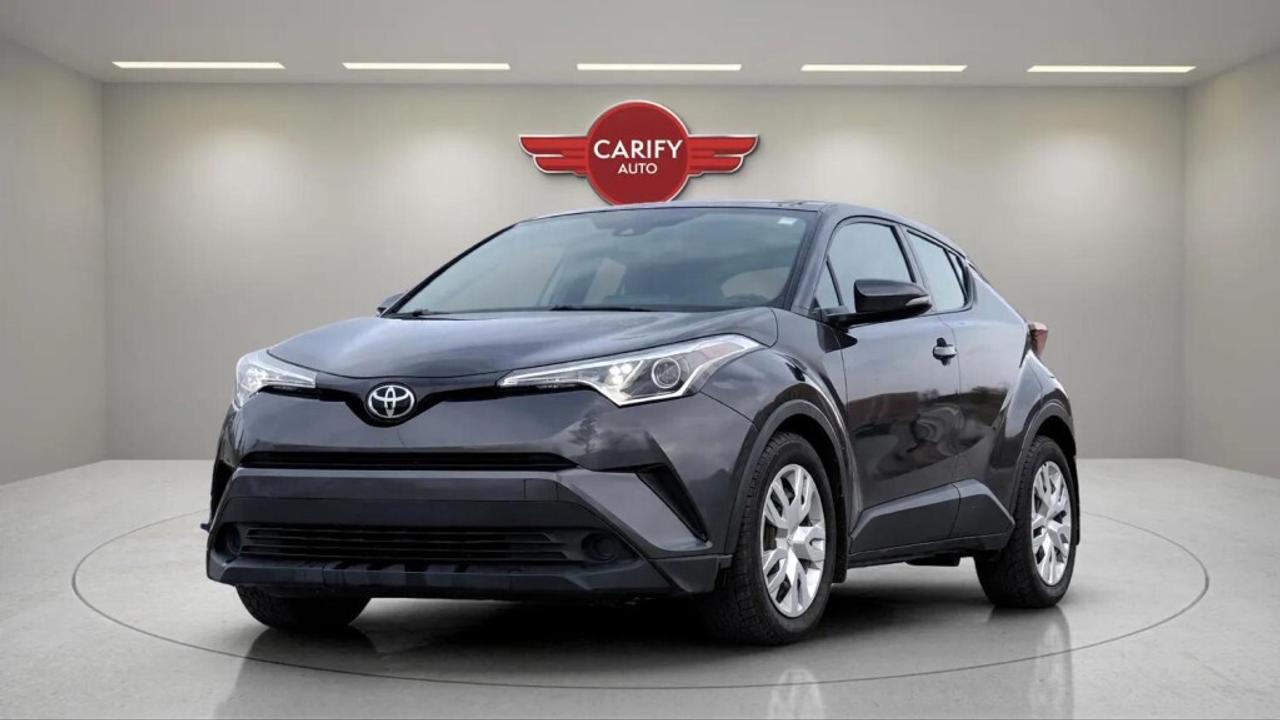 2019 Toyota C-HR LE - LOW KM! Photo0