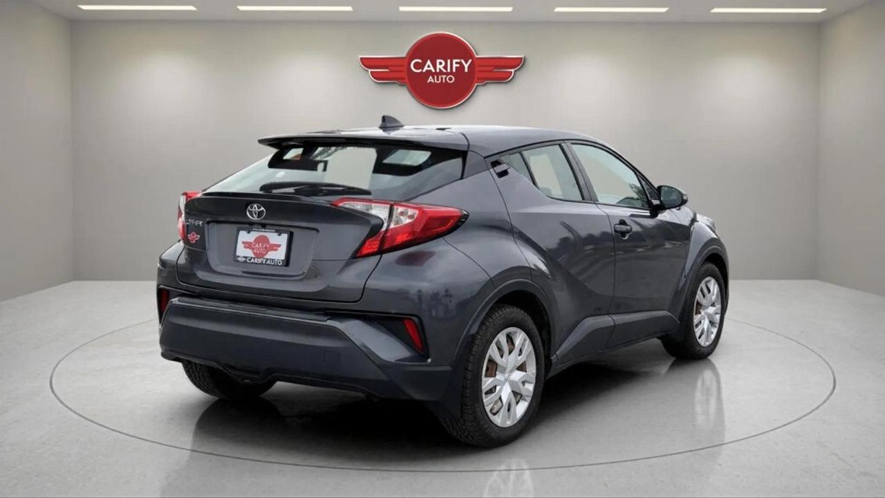2019 Toyota C-HR LE - LOW KM! Photo